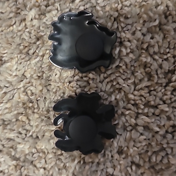 Stitch Croc Charm Set (2 Pieces) - Picture 2 of 2